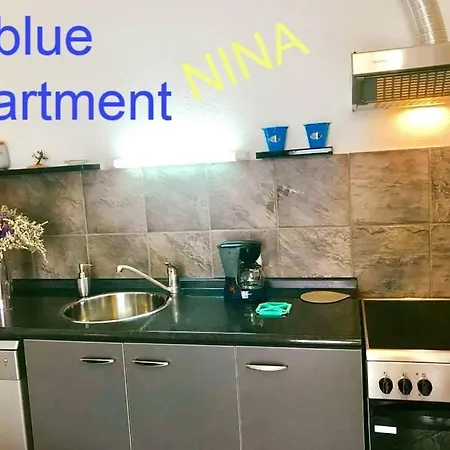 In Karin Gornji With Sea View, Balcony, Air Conditioning, Wi-fi * Obrovac