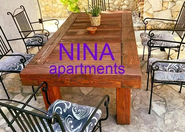 Apartamento In Karin Gornji With Sea View, Balcony, Air Conditioning, Wi-fi