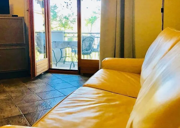 In Karin Gornji With Sea View, Balcony, Air Conditioning, Wi-fi Obrovac